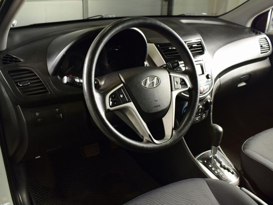 Hyundai Solaris I Кемерово  - изображение 8