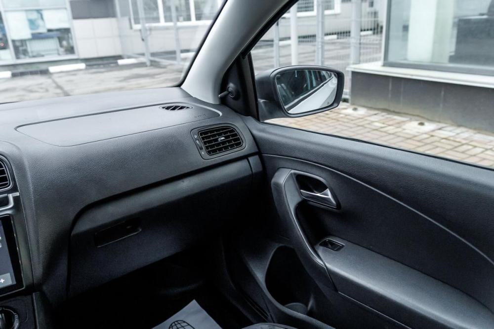Volkswagen Polo V Рестайлинг Ульяновск  - изображение 19