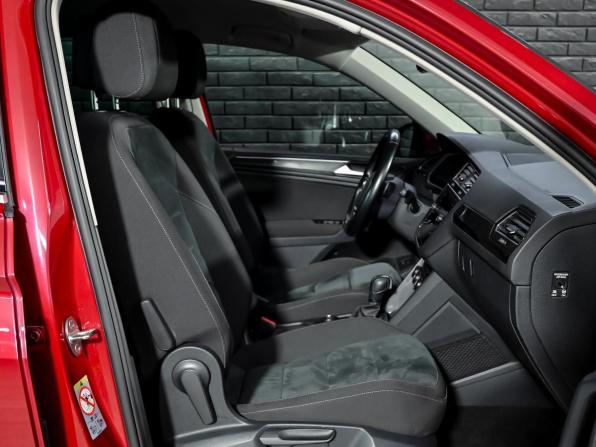 Volkswagen Tiguan II с пробегом 2019 года, цена 2 960 000 рублей, 97395 км, внедорожник, Автокод Объявления
