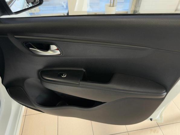 Kia Rio IV с пробегом 2019 года, цена 1 330 000 рублей, 157841 км, седан, Автокод Объявления