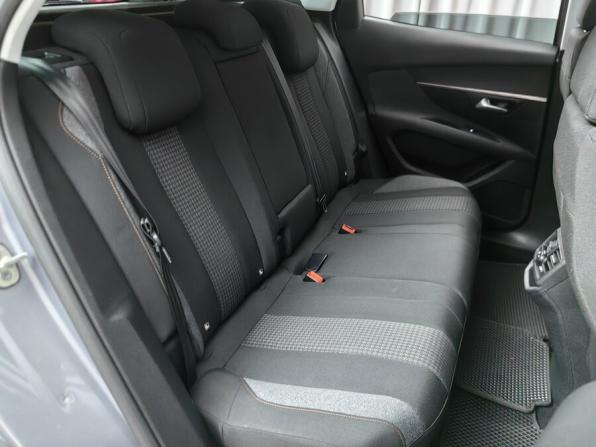 Peugeot 3008 II с пробегом 2019 года, цена 1 598 000 рублей, 168000 км, внедорожник, Автокод Объявления