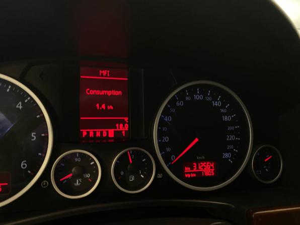 Volkswagen Touareg I Рестайлинг с пробегом 2008 года, цена 975 000 рублей, 312564 км, внедорожник, Автокод Объявления
