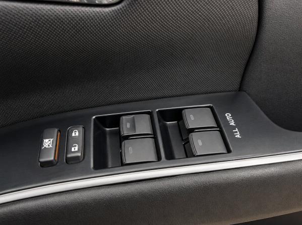 Toyota Estima III Рестайлинг 2 с пробегом 2014 года, цена 1 885 000 рублей, 177000 км, минивэн, Автокод Объявления