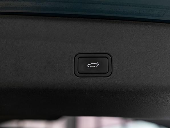 Geely Monjaro I с пробегом 2023 года, цена 3 060 000 рублей, 54911 км, внедорожник, Автокод Объявления