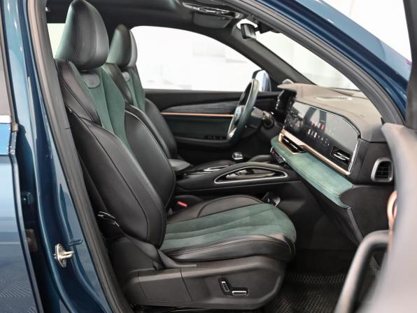 Geely Monjaro I с пробегом 2023 года, цена 3 300 000 рублей, 62598 км, внедорожник, Автокод Объявления