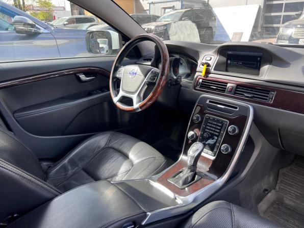 Volvo XC70 II Рестайлинг с пробегом 2013 года, цена 1 549 000 рублей, 169579 км, универсал, Автокод Объявления