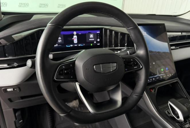Geely Atlas II с пробегом 2024 года, цена 3 220 000 рублей, 11037 км, внедорожник, Автокод Объявления
