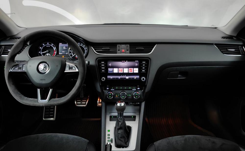 Skoda Octavia III (A7) Москва  - изображение 6