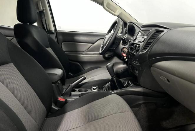 Mitsubishi L200 V с пробегом 2017 года, цена 2 350 000 рублей, 86825 км, offers.body_type.unknown, Автокод Объявления