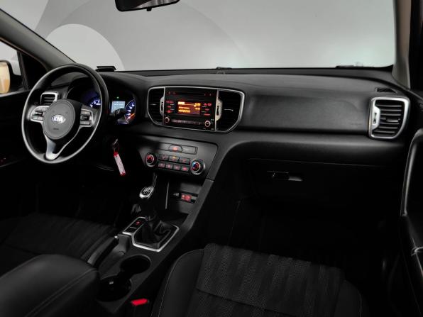 Kia Sportage IV с пробегом 2018 года, цена 1 799 000 рублей, 105300 км, внедорожник, Автокод Объявления