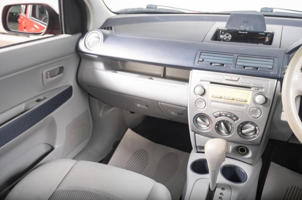 Mazda Demio II (DY) Томск  - изображение 12