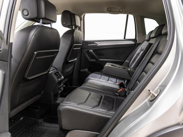 Volkswagen Tiguan II с пробегом 2018 года, цена 2 798 000 рублей, 116383 км, внедорожник, Автокод Объявления