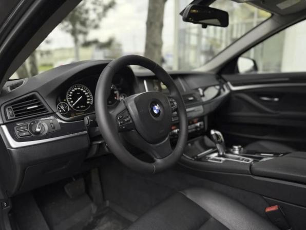 BMW 5 серии VI (F10/F11/F07) Рестайлинг с пробегом 2016 года, цена 2 150 000 рублей, 183000 км, седан, Автокод Объявления