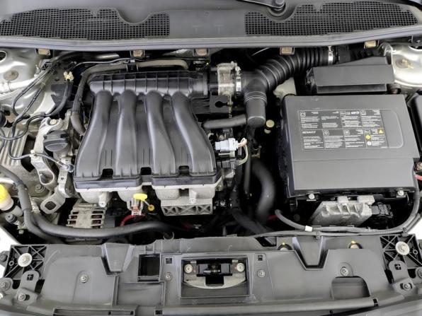 Renault Fluence I Рестайлинг с пробегом 2015 года, цена 1 220 000 рублей, 55743 км, седан, Автокод Объявления
