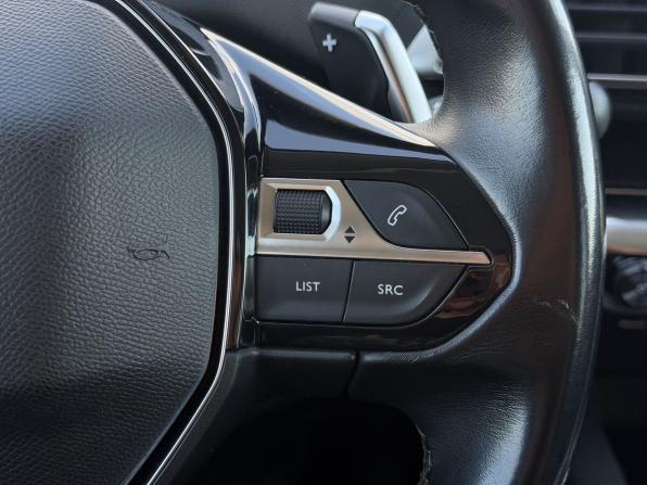 Peugeot 3008 II с пробегом 2018 года, цена 1 650 000 рублей, 193571 км, внедорожник, Автокод Объявления