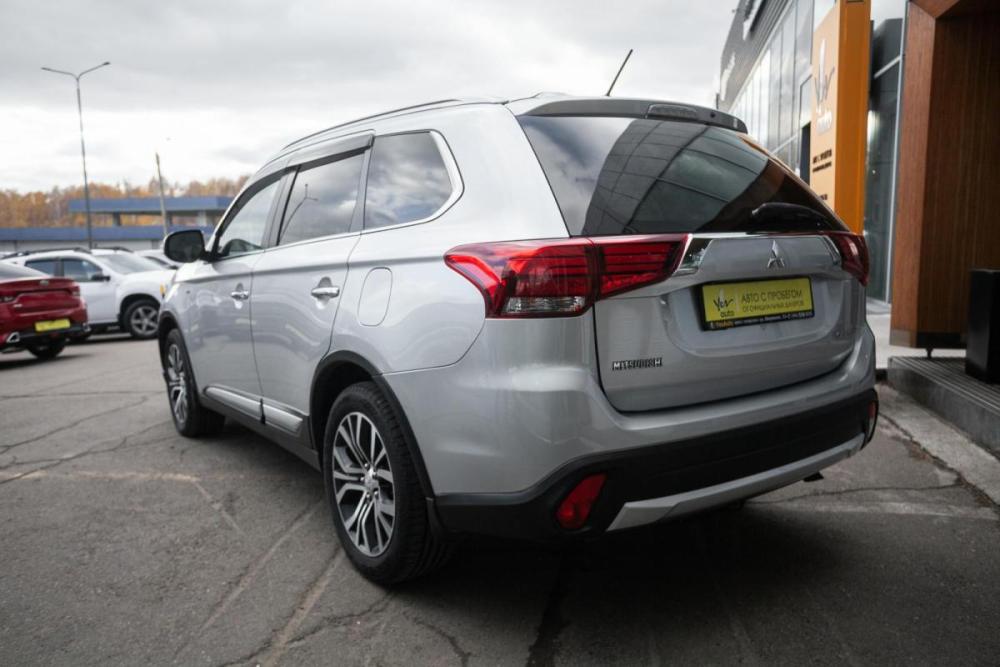 Mitsubishi Outlander III Рестайлинг Иркутск  - изображение 5