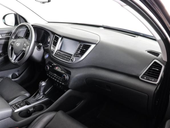 Hyundai Tucson III с пробегом 2016 года, цена 1 750 000 рублей, 136262 км, внедорожник, Автокод Объявления