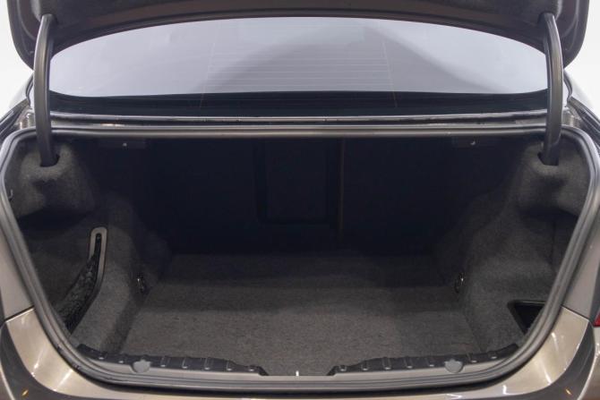 BMW 5 серии VI (F10/F11/F07) с пробегом 2011 года, цена 1 999 000 рублей, 236000 км, седан, Автокод Объявления