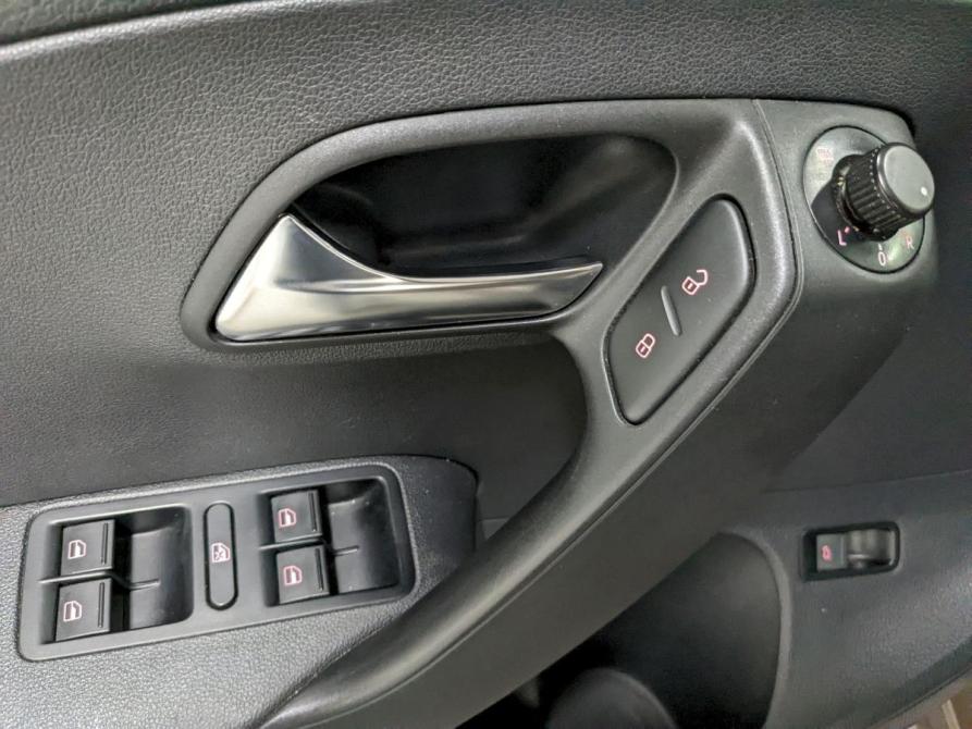 Volkswagen Polo V Рестайлинг Москва  - изображение 12