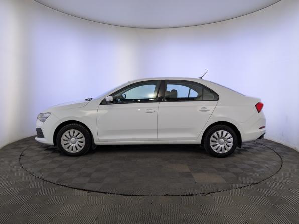 Skoda Rapid II с пробегом 2021 года, цена 1 050 000 рублей, 267080 км, лифтбек, Автокод Объявления