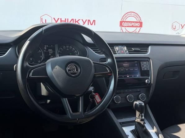 Skoda Octavia III (A7) Рестайлинг с пробегом 2017 года, цена 1 529 000 рублей, 158719 км, лифтбек, Автокод Объявления