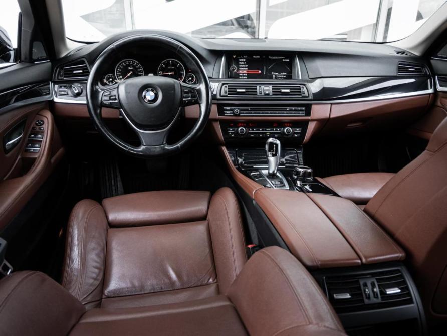 BMW 5 серии VI (F10/F11/F07) Рестайлинг Ставрополь  - изображение 6