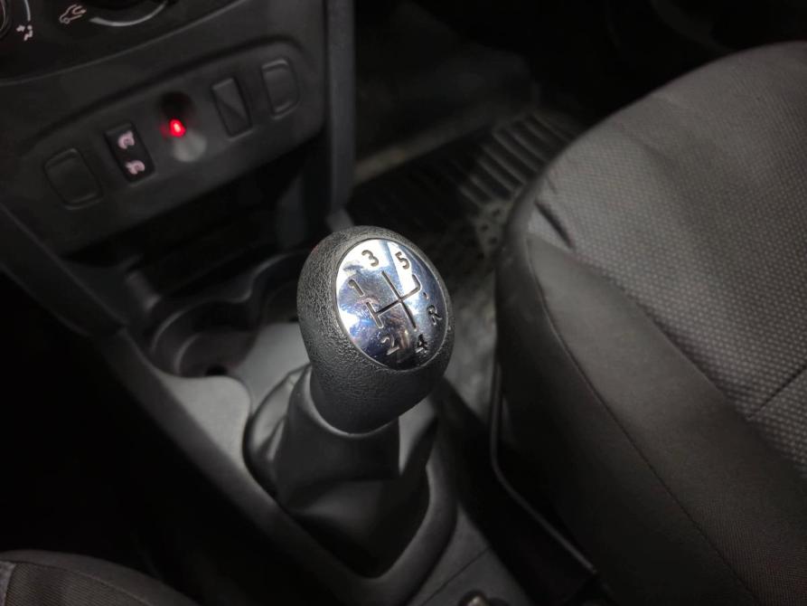 Renault Sandero II Рестайлинг Альметьевск  - изображение 22