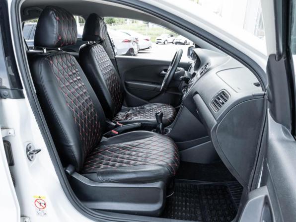 Volkswagen Polo V Рестайлинг с пробегом 2019 года, цена 1 170 000 рублей, 180849 км, седан, Автокод Объявления