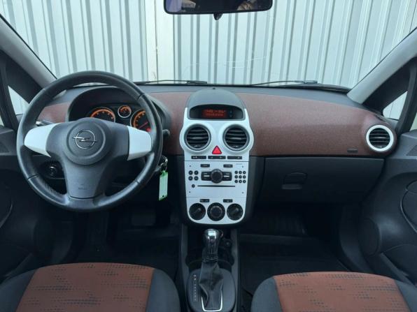 Opel Corsa D Рестайлинг II с пробегом 2012 года, цена 689 000 рублей, 94500 км, хэтчбек, Автокод Объявления