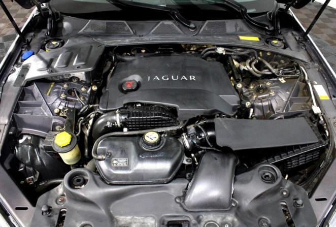Jaguar XJ IV (X351) с пробегом 2010 года, цена 1 350 000 рублей, 140000 км, седан, Автокод Объявления