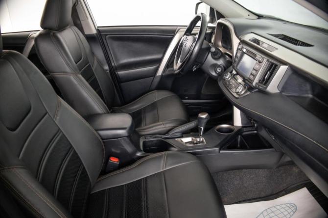 Toyota RAV4 IV (XA40) с пробегом 2014 года, цена 1 969 000 рублей, 202145 км, внедорожник, Автокод Объявления