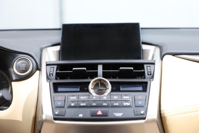 Lexus NX I с пробегом 2015 года, цена 2 799 000 рублей, 113000 км, внедорожник, Автокод Объявления