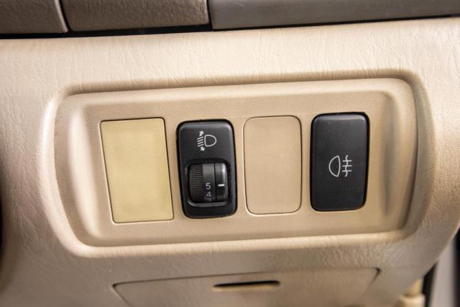 Toyota Camry V (XV30) Рестайлинг с пробегом 2004 года, цена 799 000 рублей, 291000 км, седан, Автокод Объявления
