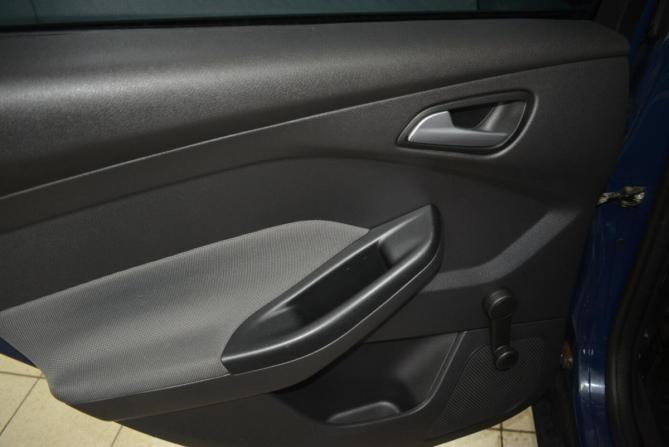 Ford Focus III с пробегом 2014 года, цена 780 000 рублей, 196000 км, универсал, Автокод Объявления