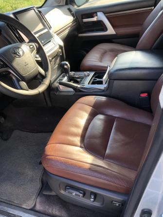 Toyota Land Cruiser 200 Series Рестайлинг 2 с пробегом 2016 года, цена 5 757 000 рублей, 228445 км, внедорожник, Автокод Объявления