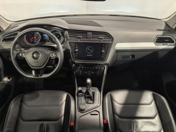 Volkswagen Tiguan II с пробегом 2017 года, цена 2 199 000 рублей, 119935 км, внедорожник, Автокод Объявления