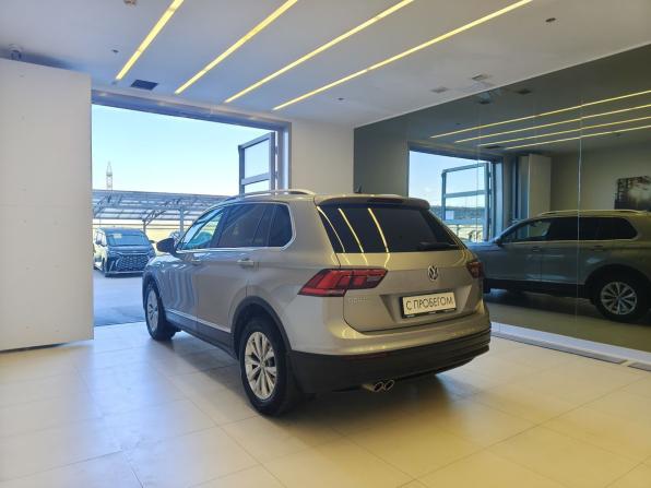 Volkswagen Tiguan II с пробегом 2018 года, цена 2 720 000 рублей, 110000 км, внедорожник, Автокод Объявления
