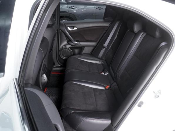Honda Accord VIII Рестайлинг с пробегом 2012 года, цена 1 330 000 рублей, 226633 км, седан, Автокод Объявления