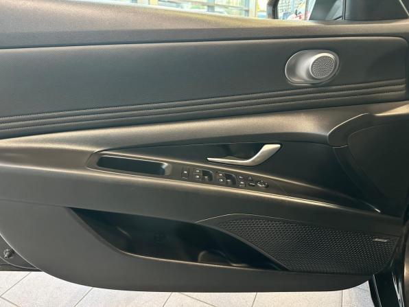 Hyundai Elantra VII (CN7) с пробегом 2021 года, цена 1 940 000 рублей, 159680 км, седан, Автокод Объявления