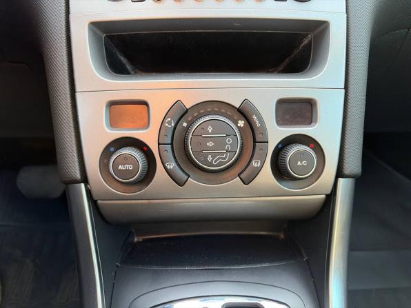 Peugeot 308 I с пробегом 2010 года, цена 600 000 рублей, 76000 км, хэтчбек, Автокод Объявления