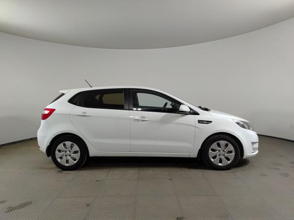 Kia Rio III с пробегом 2015 года, цена 931 200 рублей, 141218 км, хэтчбек, Автокод Объявления