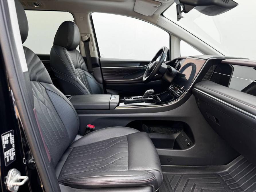 GAC Trumpchi M8 II Москва  - изображение 10
