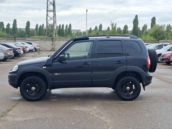 Chevrolet Niva I Рестайлинг с пробегом 2018 года, цена 605 000 рублей, 133425 км, внедорожник, Автокод Объявления