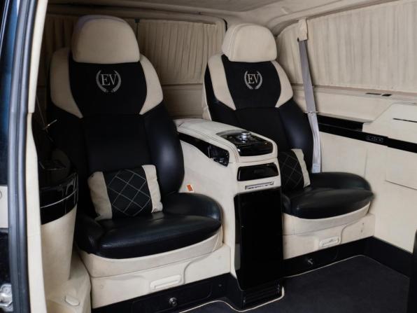 Mercedes-Benz Viano I (W639) Рестайлинг с пробегом 2014 года, цена 2 300 000 рублей, 174857 км, минивэн, Автокод Объявления