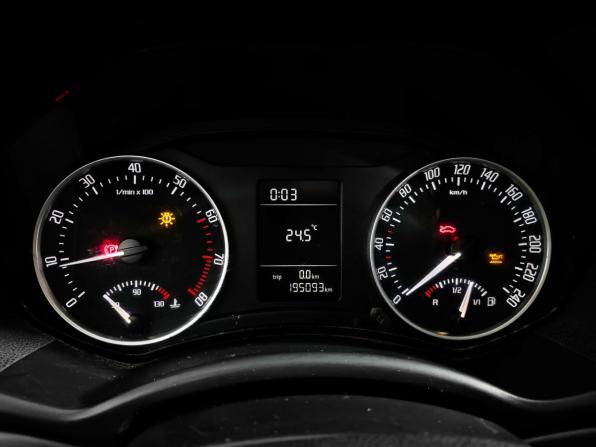 Skoda Octavia II (A5) Рестайлинг с пробегом 2012 года, цена 502 000 рублей, 195093 км, лифтбек, Автокод Объявления