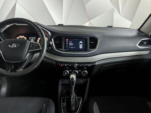 Lada (ВАЗ) Vesta I Рестайлинг (NG) с пробегом 2022 года, цена 1 343 000 рублей, 61414 км, универсал, Автокод Объявления