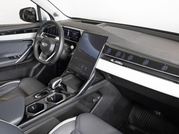Geely Atlas II с пробегом 2024 года, цена 3 284 951 рубль, 35565 км, внедорожник, Автокод Объявления