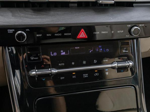 Kia Carnival IV с пробегом 2020 года, цена 3 990 000 рублей, 176267 км, минивэн, Автокод Объявления