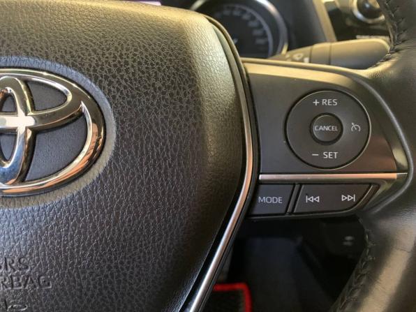 Toyota Camry VIII (XV70) с пробегом 2021 года, цена 2 680 000 рублей, 38086 км, седан, Автокод Объявления