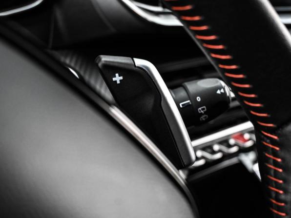 Peugeot 2008 II с пробегом 2021 года, цена 1 919 000 рублей, 13598 км, внедорожник, Автокод Объявления